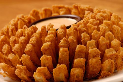 Venda da tradicional cebola do Outback beneficia Mdicos Sem Fronteira