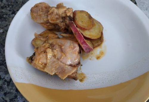 Veja como fazer frango ensopado com batata-doce