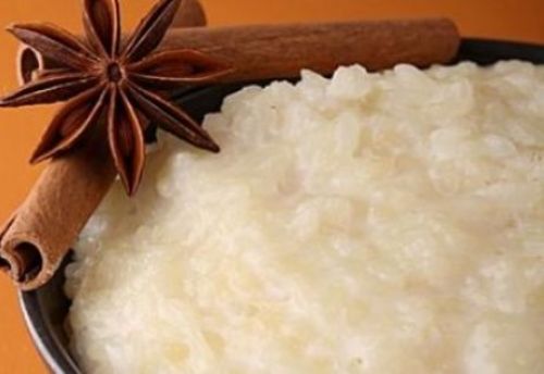 Tradicional arroz doce ganha o sabor do leite de coco